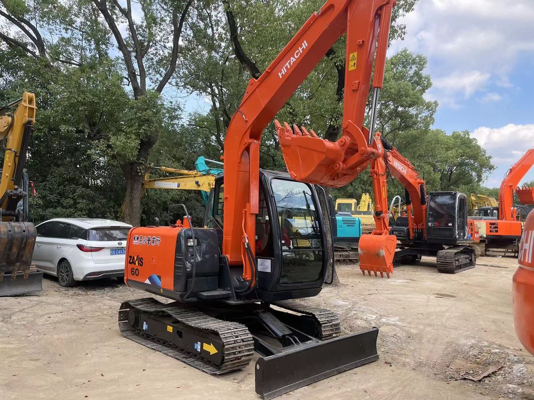 বিক্রয় উচ্চ মানের ব্যবহৃত Hitachi ZX60 মিনি খননকারী ব্যবহৃত জাপান Hitachi খননকারী ZX60 বিক্রয়ের জন্য