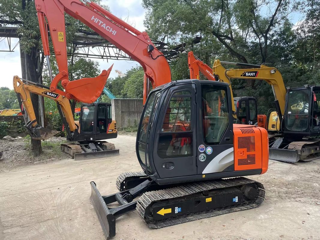 বিক্রয় উচ্চ মানের ব্যবহৃত Hitachi ZX60 মিনি খননকারী ব্যবহৃত জাপান Hitachi খননকারী ZX60 বিক্রয়ের জন্য