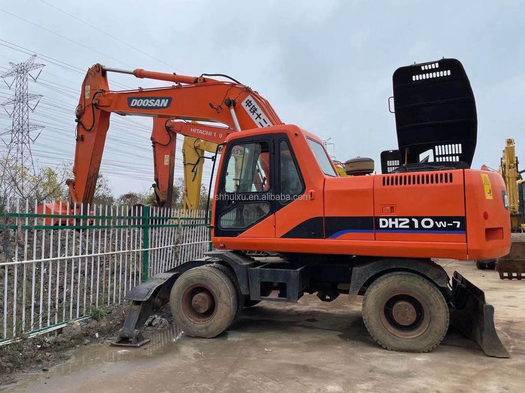 সেকেন্ড হ্যান্ড কোয়ালিটি DOOSAN 210W এক্সক্যাভারেটর কম দামে বিক্রির জন্য/ব্যবহৃত হাইড্রোলিক ক্রলার Doosan 210W এক্সক্যাভারেটর