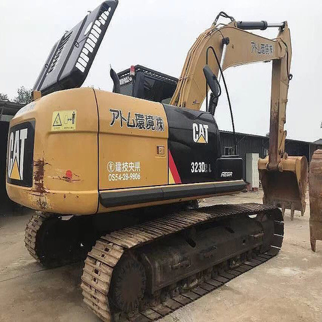 ব্যবহৃত খননকারক ক্যাথারপিলার মেশিন CAT323 ভাল অবস্থায় বিক্রি,ভাল দাম ব্যবহৃত খননকারক