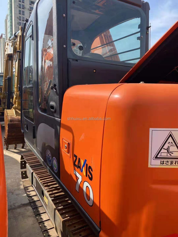 হিটাচি স্টক ব্যবহৃত মিনি খননকারী জাপানি HITACHI 70 বিক্রয়ের জন্য/দ্বিতীয় হাত ছোট ক্রলার খননকারী ভাল অবস্থায় HITACHI 70