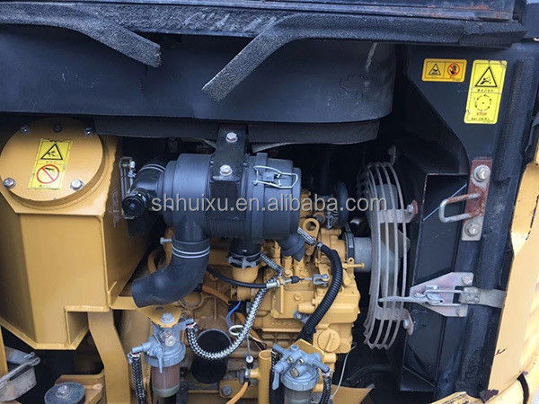 ভাল মানের সেকেন্ড হ্যান্ড ছোট ক্রলার খননকারী CAT302 ব্যবহৃত হাইড্রোলিক মিনি খননকারী গর্ত মেশিন গর্ত স্টক মধ্যে