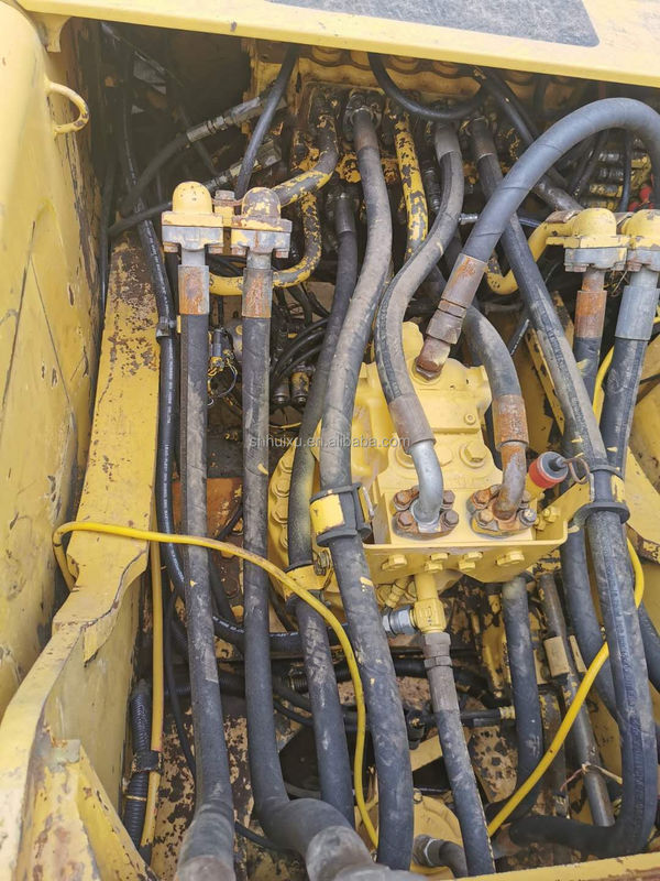 Komatsu ব্যবহৃত Komatsu PC230 সেকেন্ড হ্যান্ড খননকারক নিখুঁত কর্মক্ষমতা দ্রুত কর্ম কম দাম Komatsu খননকারক