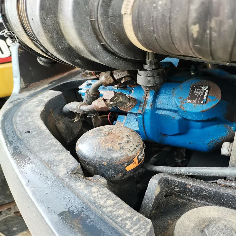 ব্যবহৃত মূল মিনি খননকারী মিনি খননকারী Doosan DX 60 মিনি ব্যবহৃত খননকারী