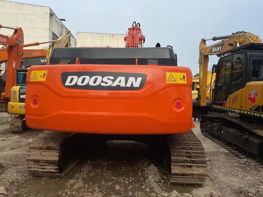 ব্যবহৃত Doosan DX300 খননকারী Doosan সেকেন্ড হ্যান্ড DX300LC DX225 DH225 ব্যবহৃত খননকারী ভাল অবস্থায় কম দামে
