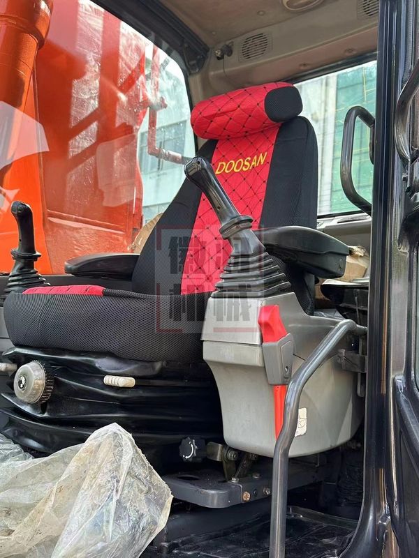 উচ্চ মানের মূল ব্যবহৃত খননকারী Doosan Dh60 Dh75 Dh80 Doosan DX500LC DX300 DX220 DX225 ব্যবহৃত খননকারী বিক্রয়ের জন্য