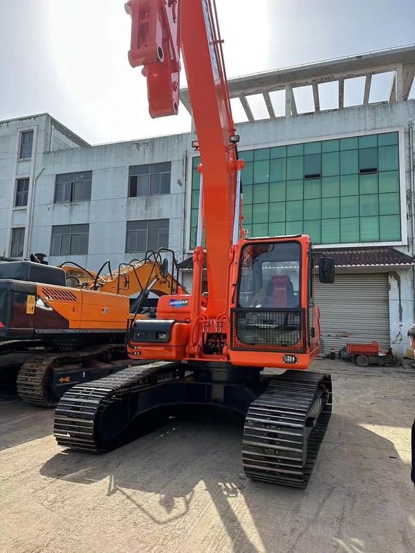 ব্যবহৃত খননকারী Doosan DX225LC খননকারী ব্যবহৃত যন্ত্রপাতি 6 টন ব্যবহৃত মূল খননকারী বিক্রয়ের জন্য ব্যবহৃত হ্যান্ড খননকারী