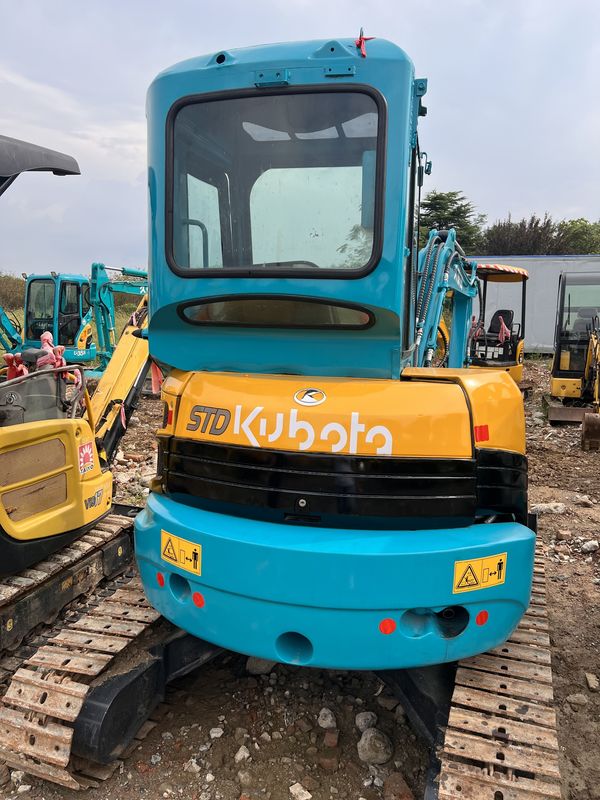 কম কাজের ঘন্টা ব্যবহৃত খননকারী Kobelco 135 বিক্রয় ব্যবহৃত Kobelco স্টক ব্যবহৃত খননকারী Kobelco
