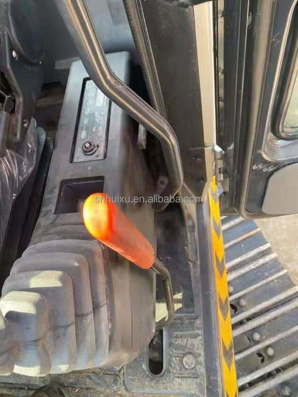 হিটাচি স্টক ভালো অবস্থায় হিটাচি ZX200-5 সেকেন্ড হ্যান্ড হাইড্রোলিক ক্রলার এক্সক্যাভার/ব্যবহৃত খনন মেশিন হিটাচি ZX200-5 সস্তা দাম