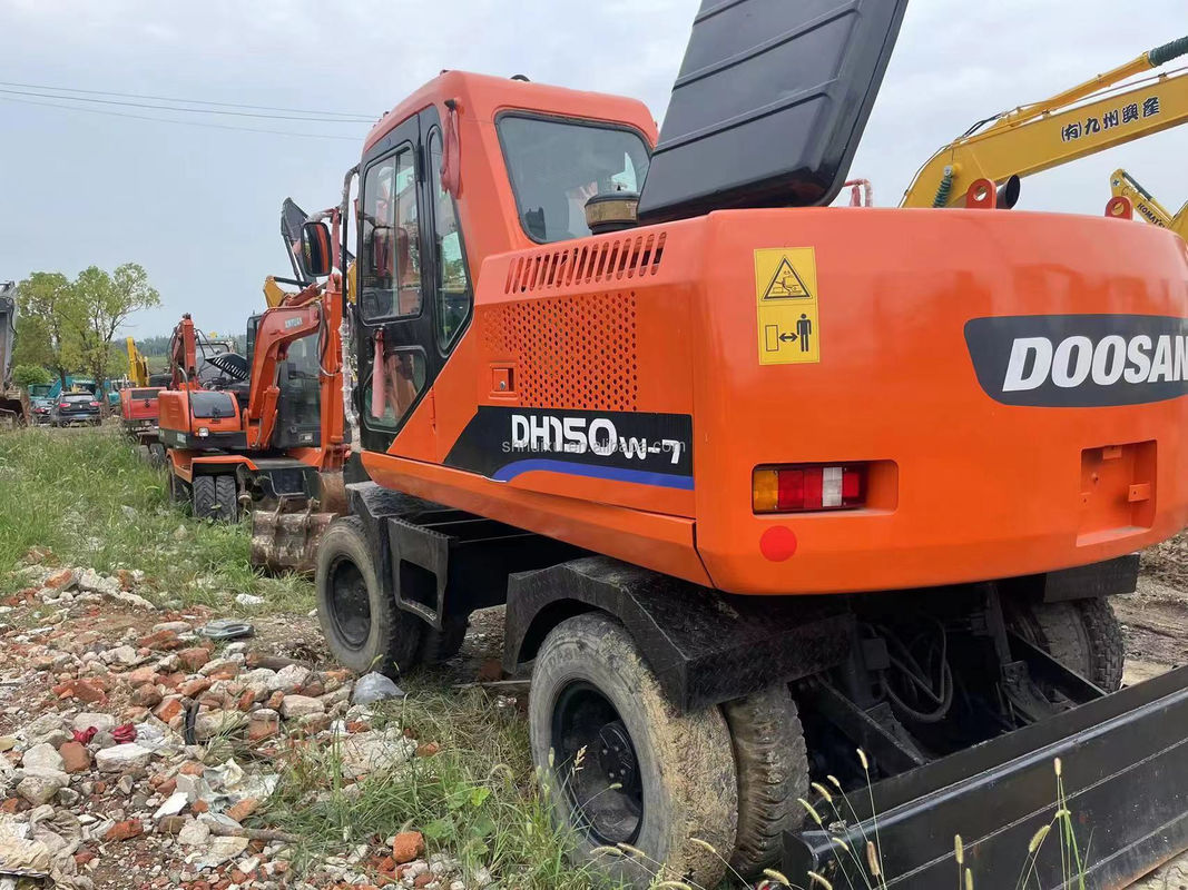 90 নতুন চাকার খননকারী দ্বিতীয় হাত DOOSAN DH150W-7 ব্যবহৃত 4 চাকার খননকারী
