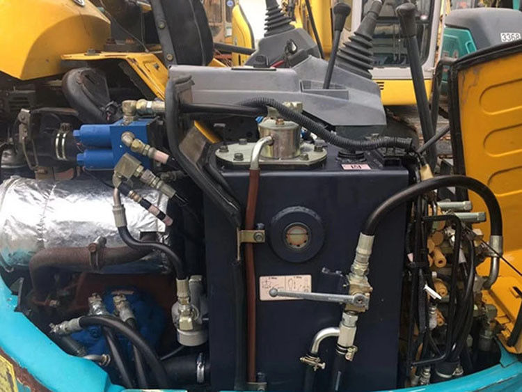 সেকেন্ড হ্যান্ড হাইড্রোলিক ক্রলার Excavator Kubota30 উচ্চ মানের/ব্যবহৃত মিনি digger Kubota30 জাপান উৎপত্তি সস্তা দাম