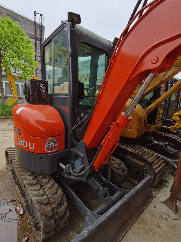 ব্যবহৃত হিটাচি zx30U ক্রলার এক্সক্যাভেটর 3 টন মিনি zx30U এক্সক্যাভেটর সংযুক্তি সহ হাইড্রোলিক zx30U