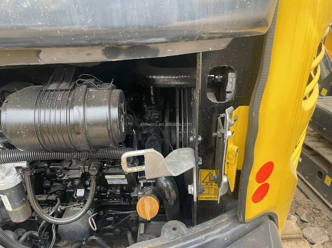 কম দাম স্টক মিনি খননকারী Komatsu PC20 ক্যাব খননকারী ছাড়া জাপান ব্যবহৃত Komatsu হাইড্রোলিক মিনি খননকারী ক্রলার
