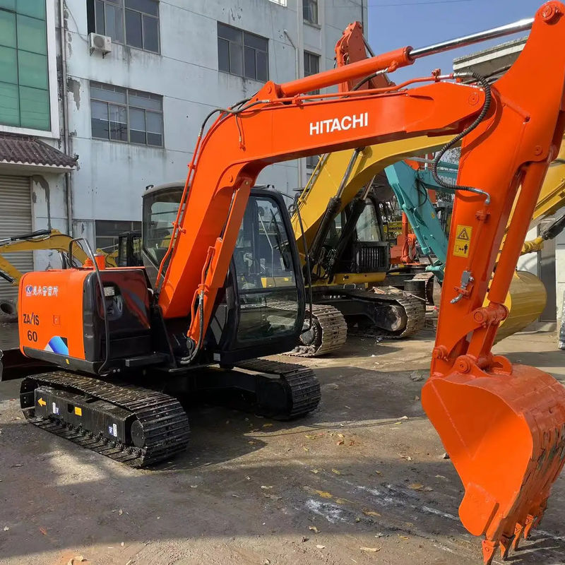 90%নতুন ব্যবহৃত খননকারী হিটাচি ZX60 মিনি খননকারী জাপানে 6 টন দ্বিতীয় হাত খননকারী