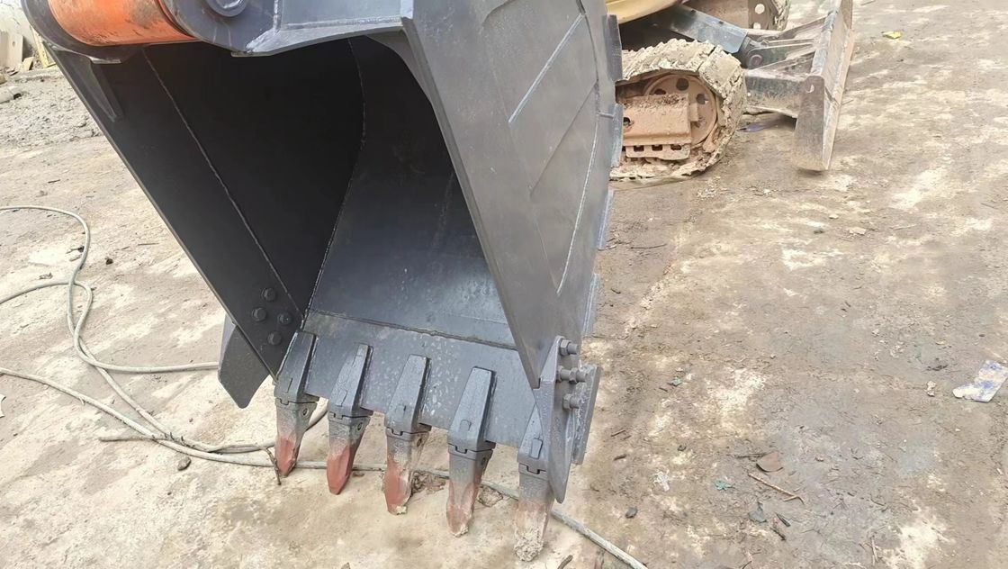 ব্যবহৃত খননকারী ZX130 13T ক্রলার খননকারী বিক্রয়ের জন্য সস্তা দাম বিক্রয়ের জন্য
