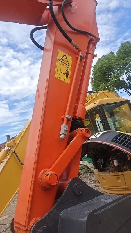 ব্যবহৃত খননকারী ZX130 13T ক্রলার খননকারী বিক্রয়ের জন্য সস্তা দাম বিক্রয়ের জন্য