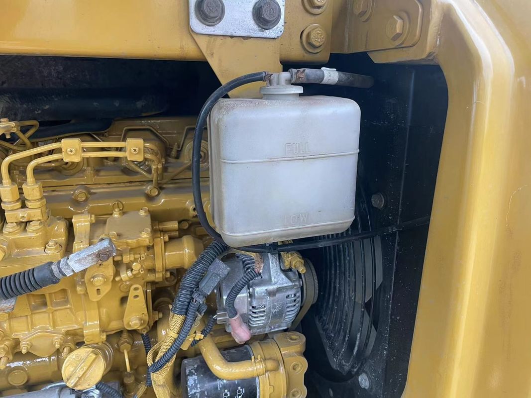 ব্যবহৃত মিনি খননকারী CAT306E খননকারী ব্যবহৃত যন্ত্রপাতি 6 টন বিড়াল খননকারী ব্যবহৃত চীন মিনি খননকারী