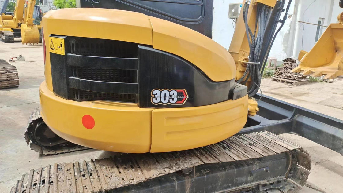 ড্রাইভিং ক্যাব সঙ্গে ব্যবহৃত মিনি খননকারী CAT303 হাত পৃথিবী খননকারী চীন মিনি খননকারী