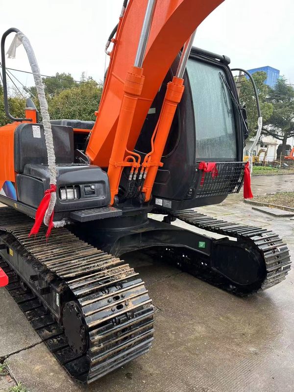 নতুন আগমন HITACHI ZX130 খননকারী ব্যবহৃত খননকারী Hitachi zx130/দ্বিতীয় হাতের ক্রলার খননকারী Hitachi zx130