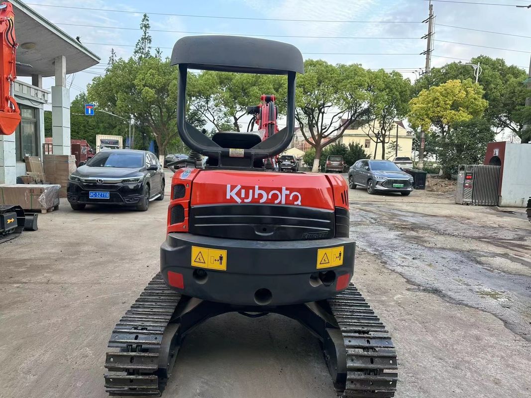 0.15m3 বালতি লাল রঙের মিনি ব্যবহৃত খননকারী Kubota U35 সেকেন্ড হ্যান্ড মিনি খননকারী