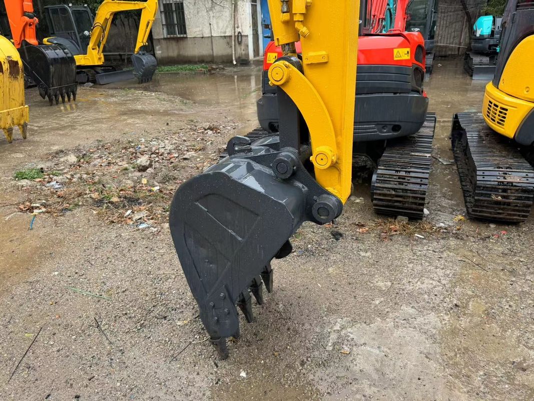 ব্যবহৃত ছোট খননকারী Komatsu PC55MR ব্যবহৃত মিনি খননকারী Komatsu 5T যন্ত্রপাতি গৃহস্থালি যন্ত্রপাতি পরিষ্কার চ্যানেল