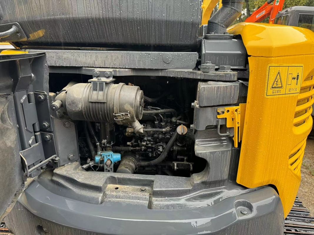 ব্যবহৃত ছোট খননকারী Komatsu PC55MR ব্যবহৃত মিনি খননকারী Komatsu 5T যন্ত্রপাতি গৃহস্থালি যন্ত্রপাতি পরিষ্কার চ্যানেল