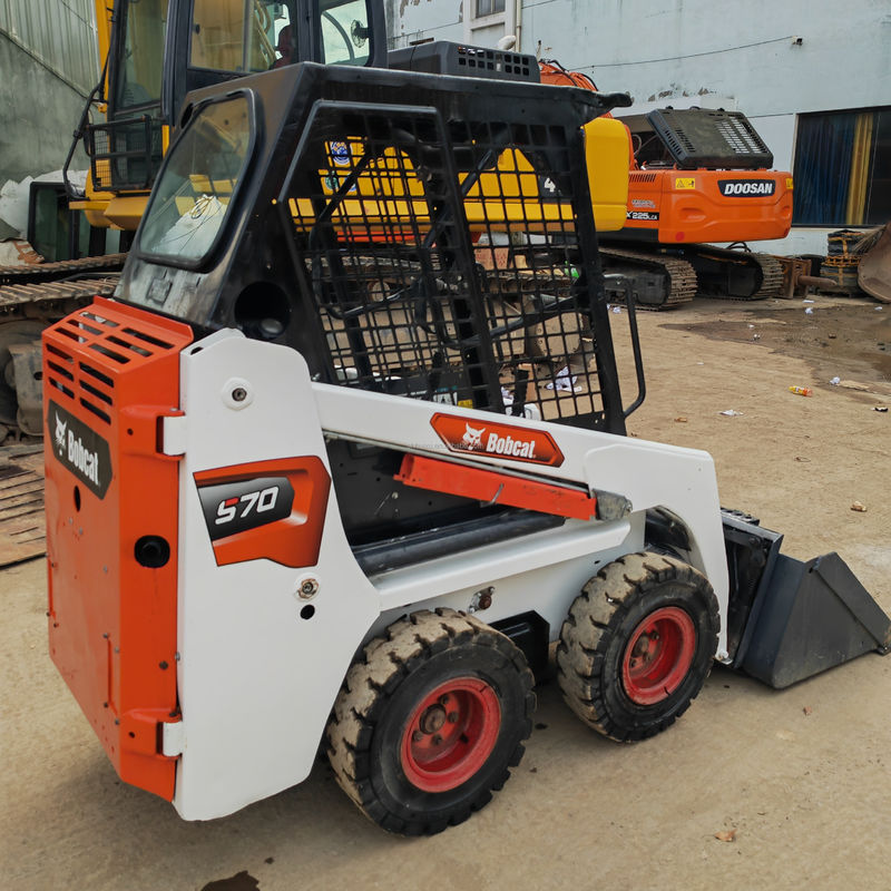 বহুমুখী ব্যবহৃত স্কিড স্টিয়ার লোডার BOBCAT S70 Doosan Bobcat 1 টন সেকেন্ড হ্যান্ড মিনি লোডার