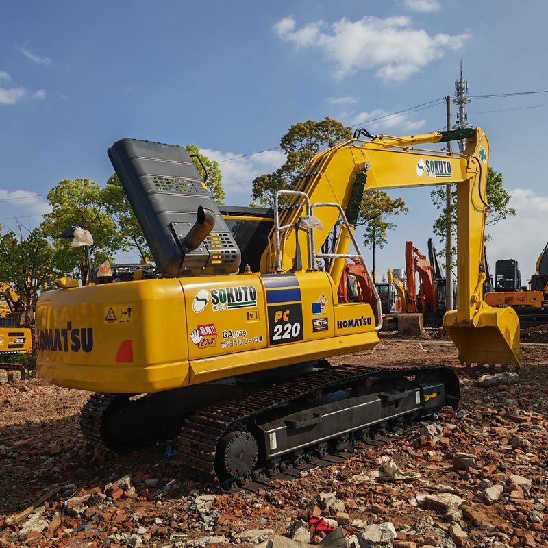 22 টন ব্যবহৃত খননকারী Komatsu PC 220 8 দ্বিতীয় হাতের Komatsu PC220 8