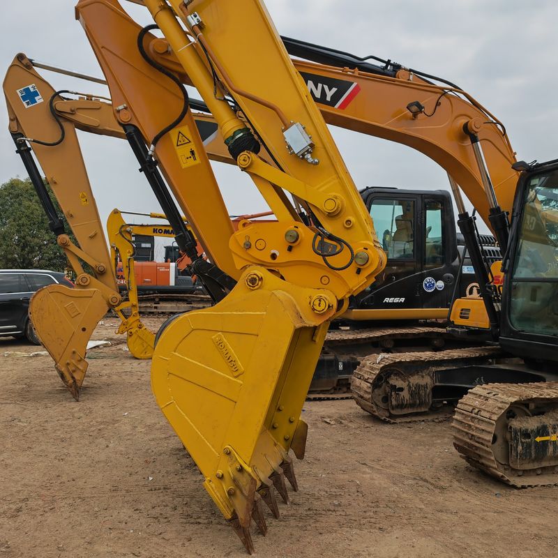 ব্যবহৃত এক্সক্যাভেটর স্টক KOMATSU PC200-8/ORIGINAL PAINT সেকেন্ড হ্যান্ড KOMATSU PC200-8 সস্তা দামে বিক্রি হচ্ছে