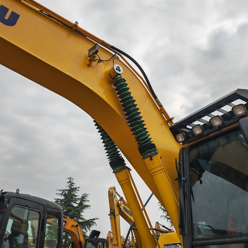 ব্যবহৃত এক্সক্যাভেটর স্টক KOMATSU PC200-8/ORIGINAL PAINT সেকেন্ড হ্যান্ড KOMATSU PC200-8 সস্তা দামে বিক্রি হচ্ছে
