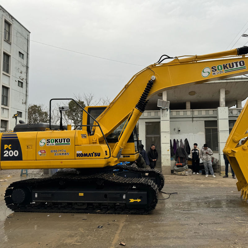 20 টন মূল রঙ ব্যবহৃত খননকারী ব্যবহৃত Komatsu PC200 নির্মাণ খননকারী
