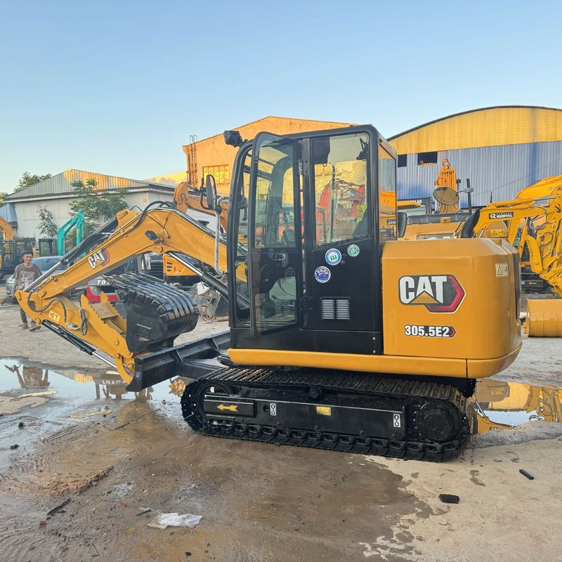 ইইউ নির্গমন মান মেনে চলার ব্যবহৃত excavators excavator CAT 305.5E2 EPA এবং সিই সার্টিফিকেট আছে সেরা মানের সেরা মূল্য