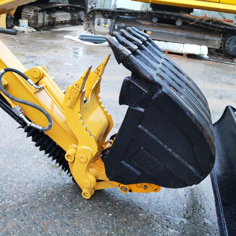 ব্যবহৃত CAT 305.5E মিনি এক্সক্যাভেটর কোন লেজ না Caterpillar 305.5 মিনি এক্সক্যাভেটর দাম কম CAT302 CAT305.5 CAT306 CAT304 CAT305 বিক্রয়
